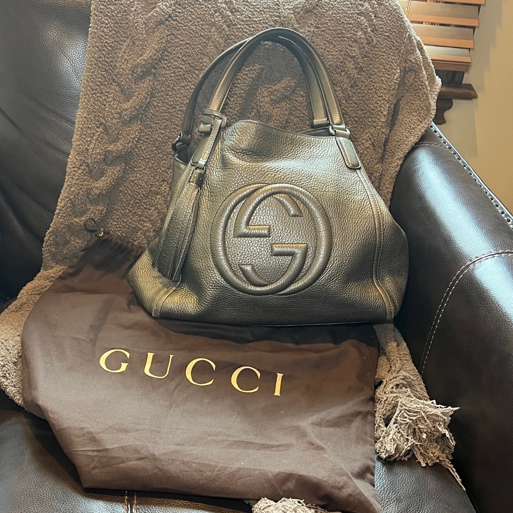 Gucci Interlocking G SoHo Large Gray/Silver Leather Shoulder Bag